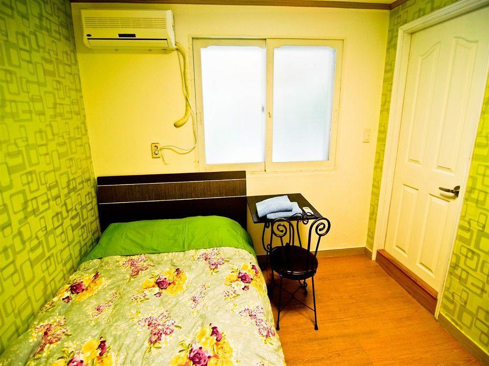 Kimchee Hongdae Guesthouse Seoul Eksteriør bilde