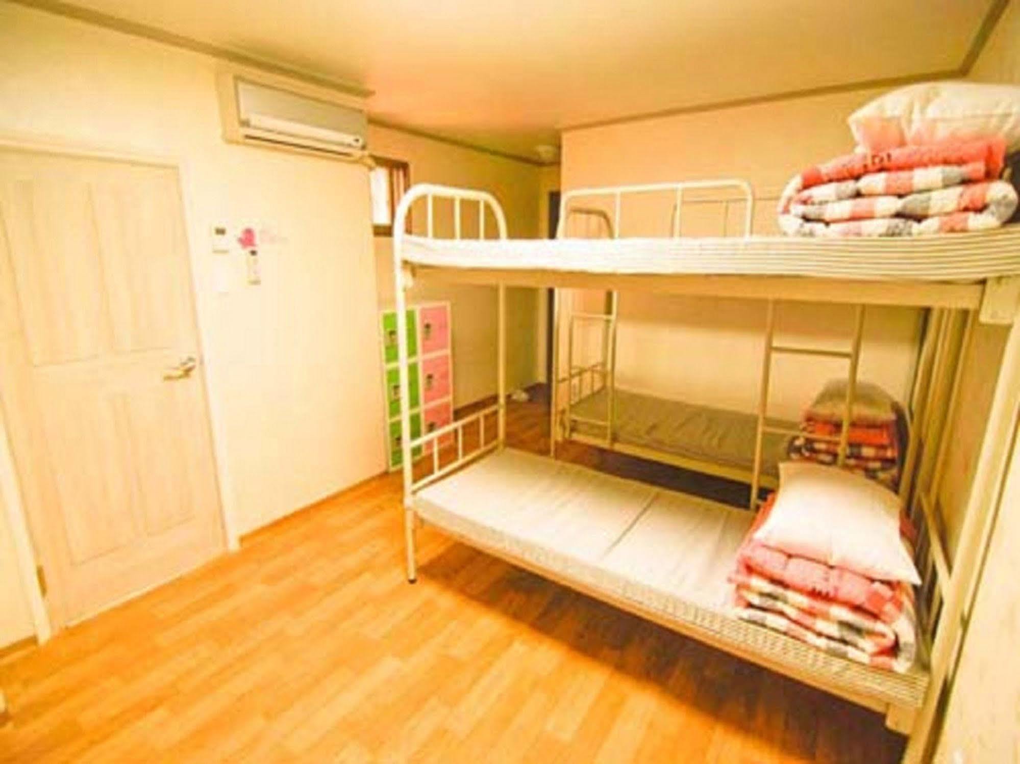 Kimchee Hongdae Guesthouse Seoul Eksteriør bilde